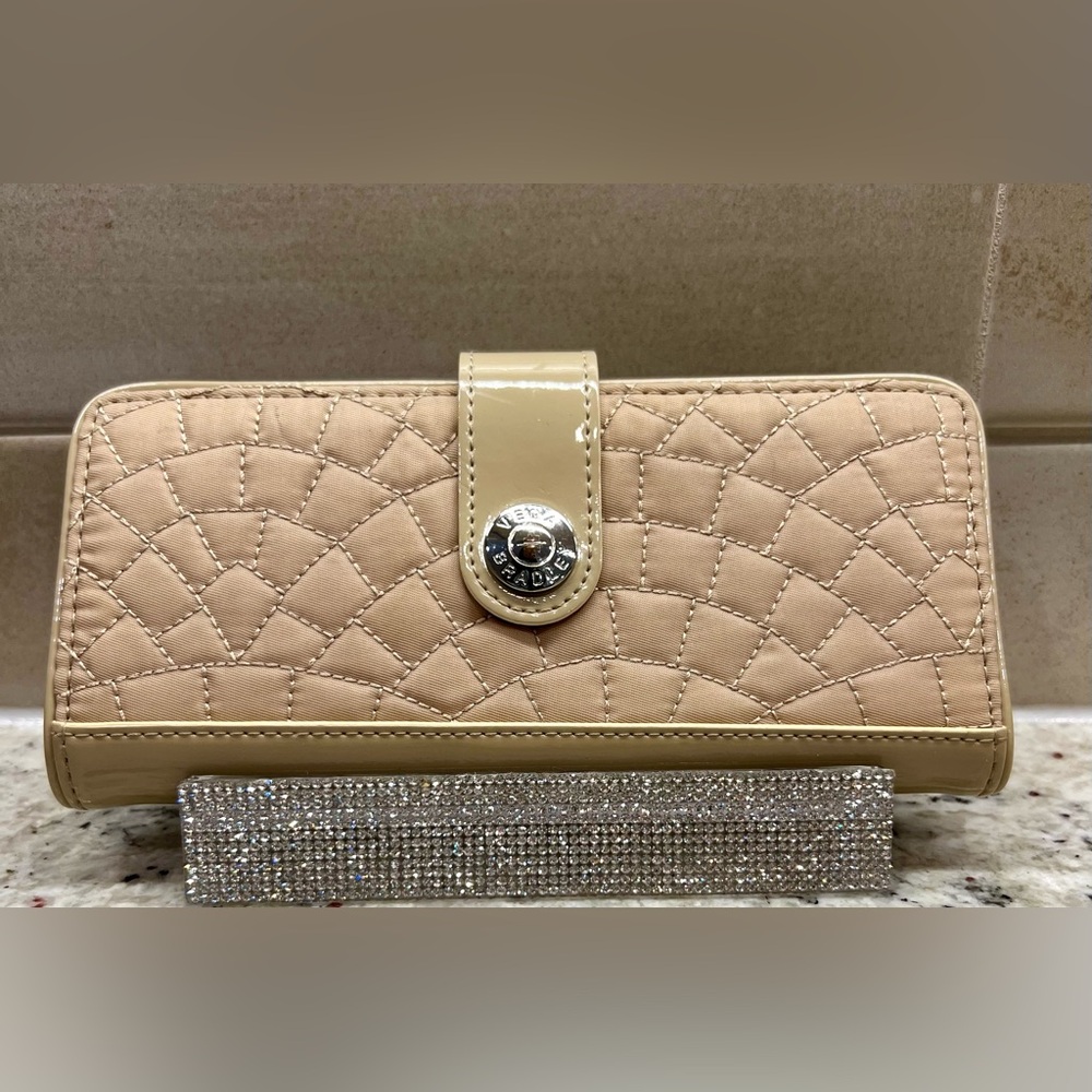 Vera‎ Bradley Quilted Long Wallet